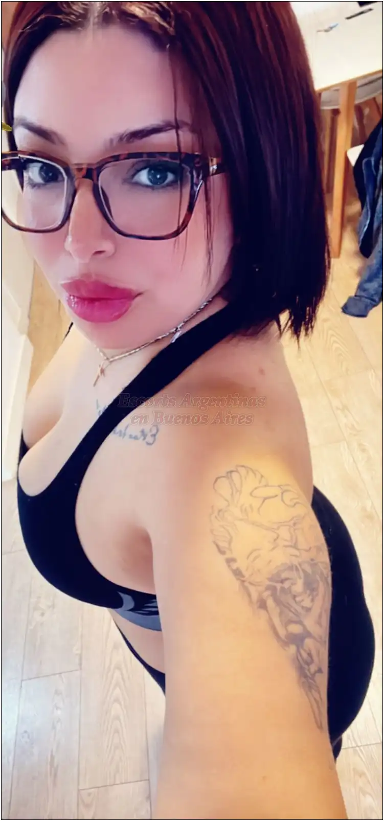 Julieta 15-4939-0467